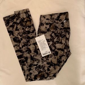 Lululemon Wunder Train HR Tight 28”